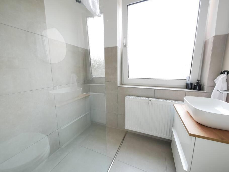 Appartement 69 M², Zentral, Balkon, Stilvoll à Osnabrück Extérieur photo