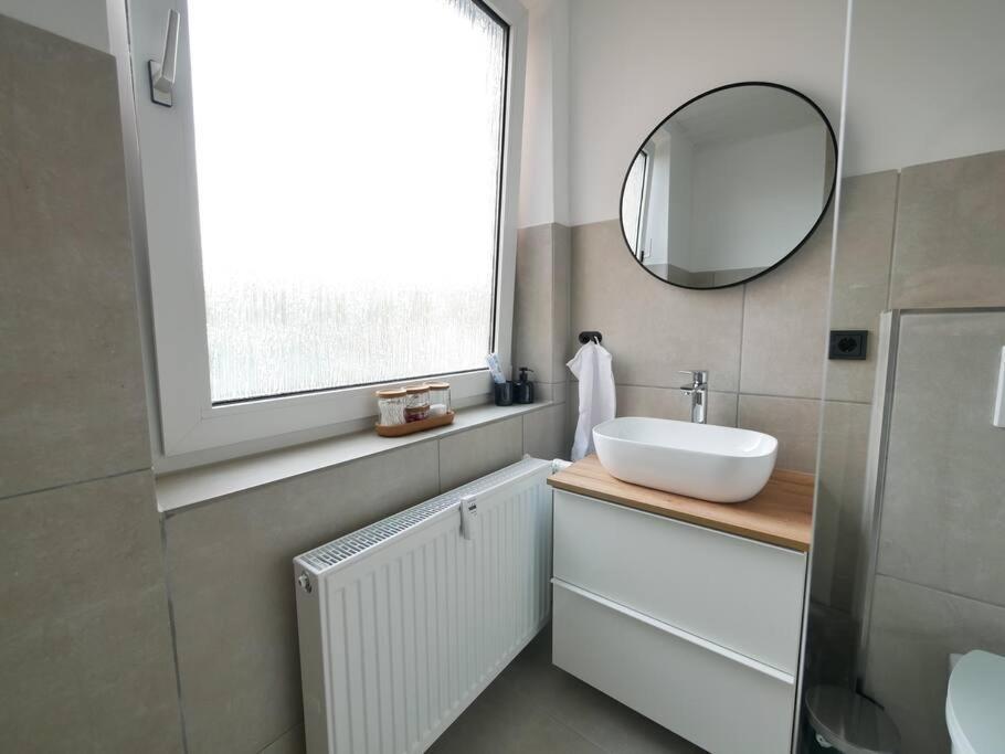 Appartement 69 M², Zentral, Balkon, Stilvoll à Osnabrück Extérieur photo